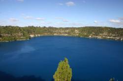 Ah ben merde, le Blue Lake est vraiment bleu (pas de retouche)